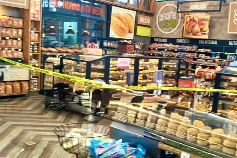 imagen recuadro La panadería de Arteli Tampico fue clausurada tras detectarse una plaga de cucarachas. Foto: Axel Hassel