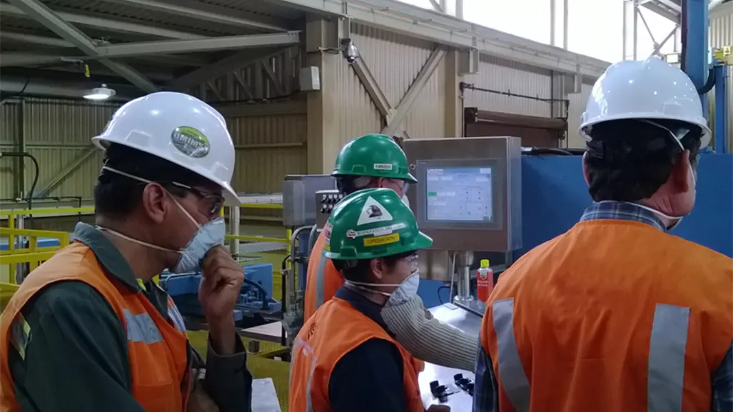 Claudia Sheinbaum anuncia aumento al salario mínimo y avances en jornada de 40 horas