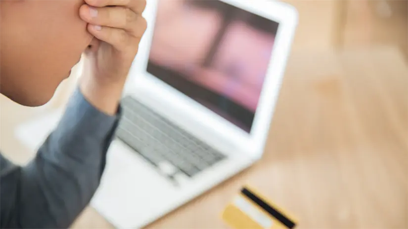 imagen recuadro Para evitar que te estafen debes revisar bien la dirección web de la tienda | Foto: Freepik