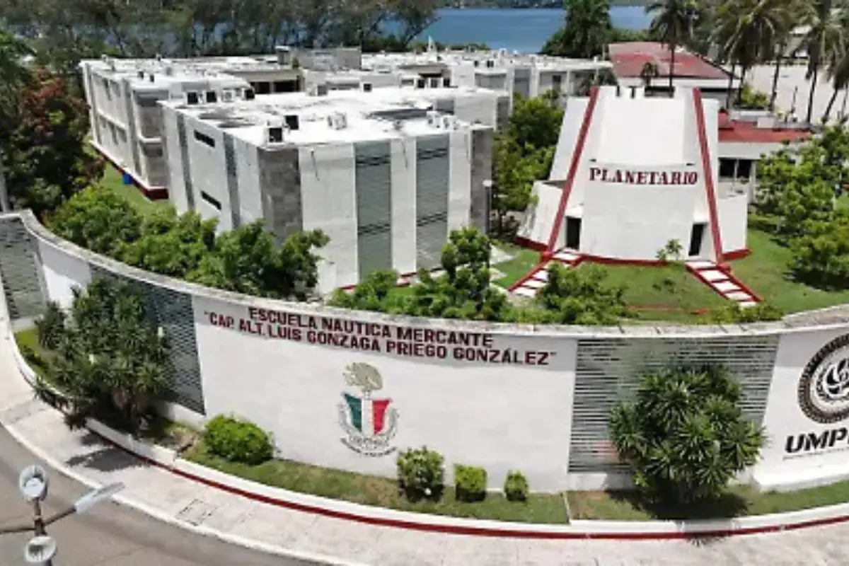 Las quejas, respaldadas por fotografías y testimonios, revelan un deterioro que, aseguran, afecta su integridad, su proceso académico y el prestigio de la escuela. Foto: Escuela Náutica de Tampico