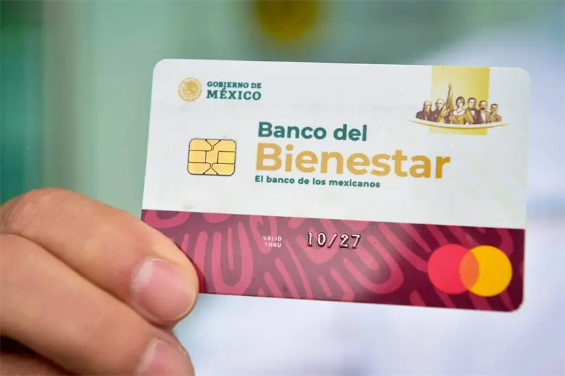 El monto de las pensiones Mujeres Bienestar y Adultos Mayores se depositan directamente en la tarjeta del Banco del Bienestar. Foto: Bienestar 