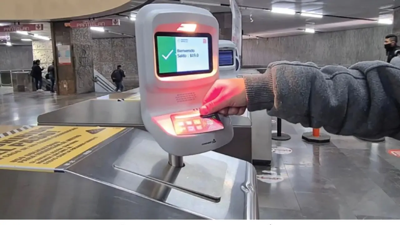 Acceso a la estación del Metro CDMX. Foto: Metro CDMX