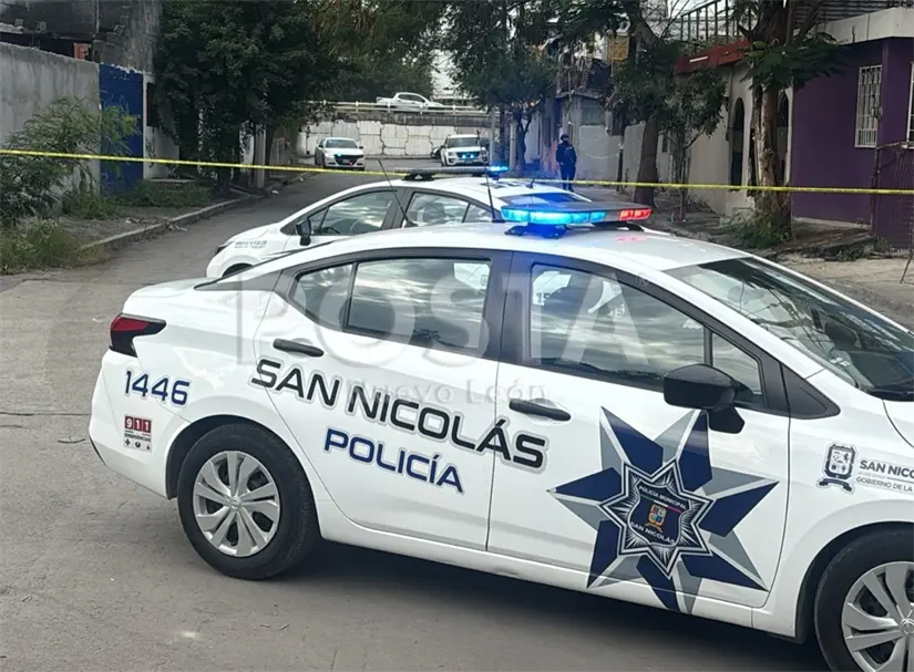 El accidente ocurrió sobre la calle Jalisco, a la altura de la calle Cacama, cuando un ciudadano observó el cuerpo del hombre dentro de un hoyo profundo y dio aviso a las autoridades. Foto: POSTA.