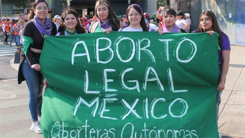 Mujeres por la reforma para sacar del código penal al aborto en CDMX. Foto: Paola Atziri Paz