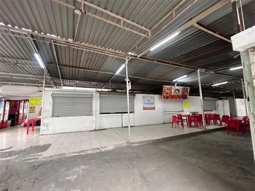 Durante el recorrido realizado por POSTA se observó que algunos locales están vacíos. Foto: Rosy Sandoval