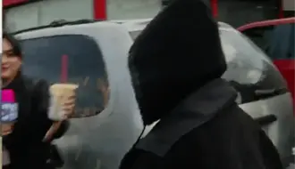 Agreden a periodista durante transmisión en vivo en Monterrey