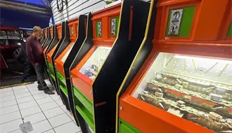 Suspende Monterrey ocho negocios del Centro por incumplir requisitos municipales