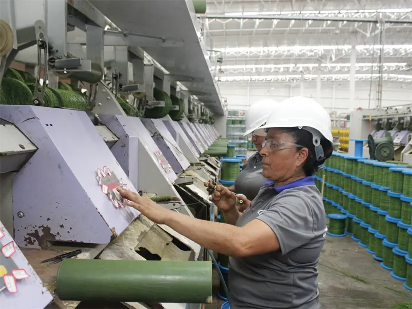 La Ley Federal del Trabajo señala que las personas trabajadoras tienen derecho a recibir una cantidad de dinero equivalente, como mínimo, a 15 días de salario por un año de trabajo. Foto: Gobierno de Nuevo León