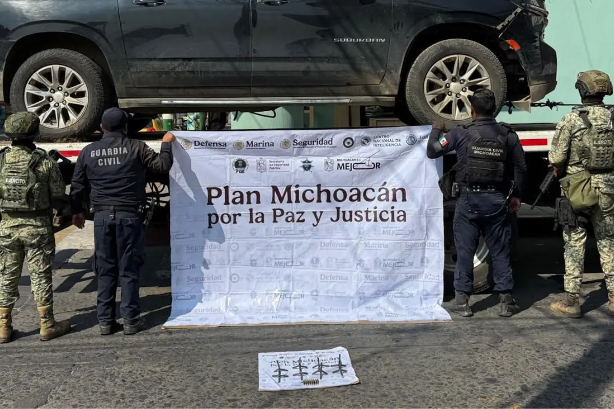 Autoridades federales y locales en aseguramiento en Zacapu, Michoacán. Foto: X (@SSeguridad_Mich)