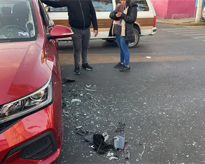 VIDEO | Motociclista queda gravemente herido tras fuerte choque en Gustavo A. Madero, CDMX