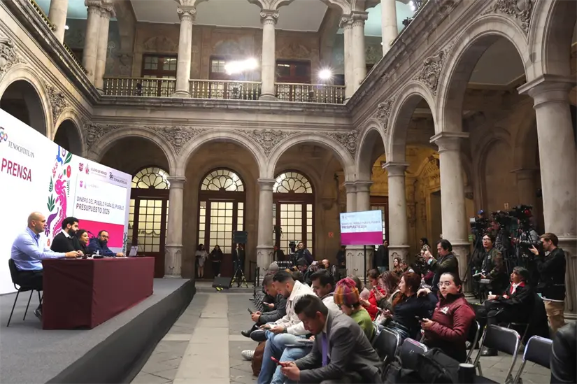 ¿Tu auto paga tenencia? Así es el histórico cambio en CDMX para 2026. Foto: Gobierno de la CDMX