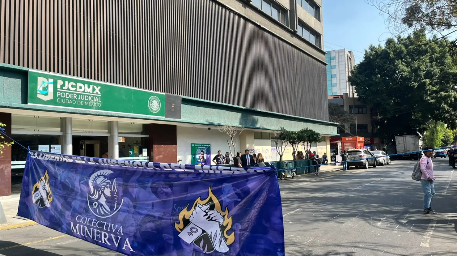 Colectivo Minerva en CDMX pide justicia para víctima. Foto: Luis Antonio Alfaro