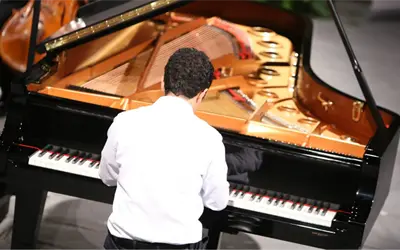 Finalistas del Concurso de Piano José Jacinto Cuevas-Yamaha 2025: conoce a los tres jóvenes talentos