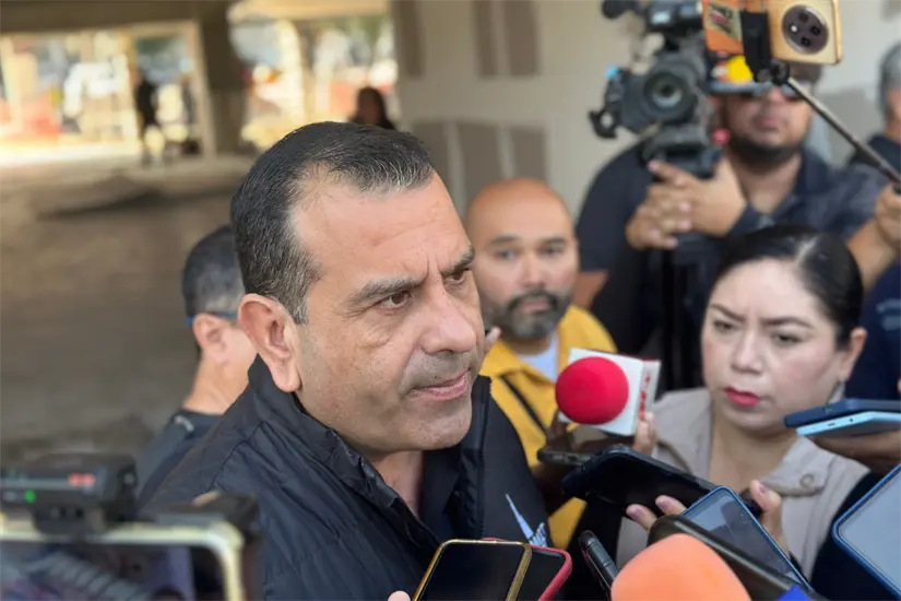 Secretario del Ayuntamiento, Hugo Reséndez Silva