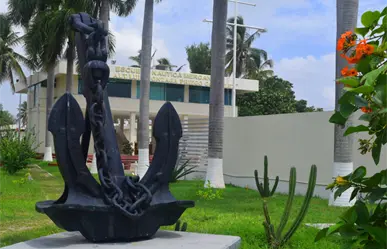 Estos son los mandos de la Escuela Náutica Mercante de Tampico que son acusados por los estudiantes por diversas anomalías