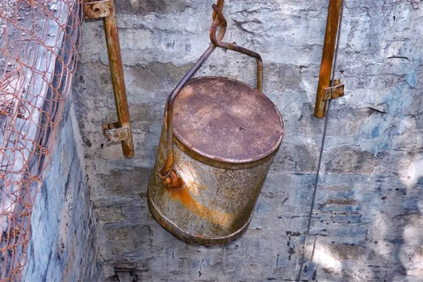 Herramientas en desuso para la extracción minera en San Nicolás. Foto: Daniel Espinoza