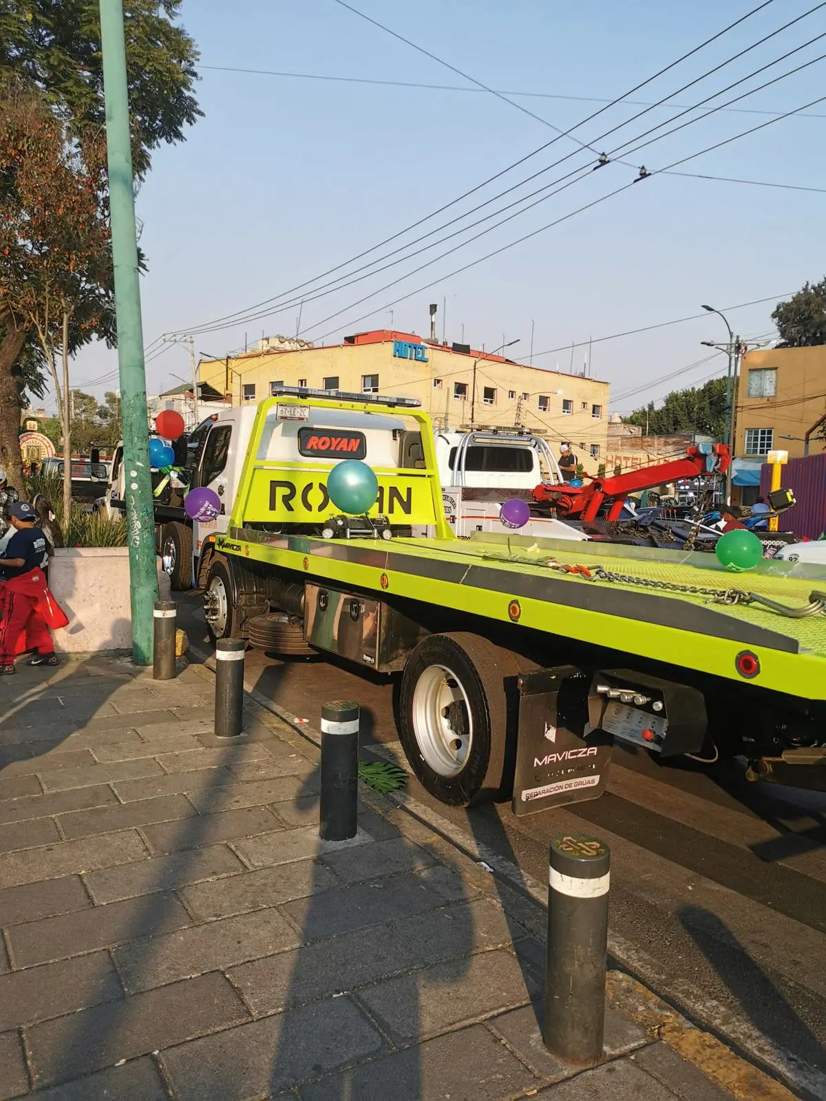 Caos vial en la GAM; cientos de grúas llegan en peregrinación a la Basílica de Guadalupe. Foto: Luis Antonio Alfaro