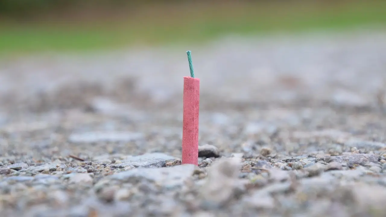 Las autoridades recordaron que la manipulación de fuegos artificiales implica un alto nivel de peligro, especialmente en hogares donde hay menores de edad./Foto: Pixabay