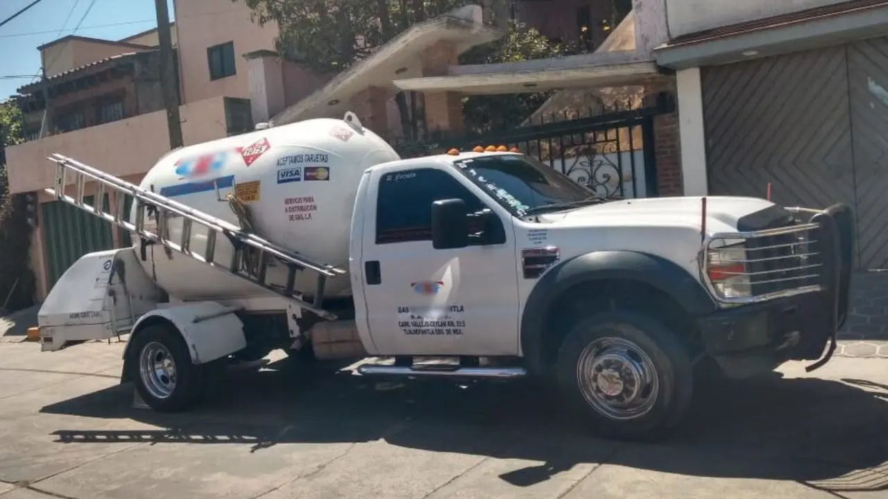 Revisión minuciosa de los permisos y medidas de seguridad. Foto: gaslink.mx