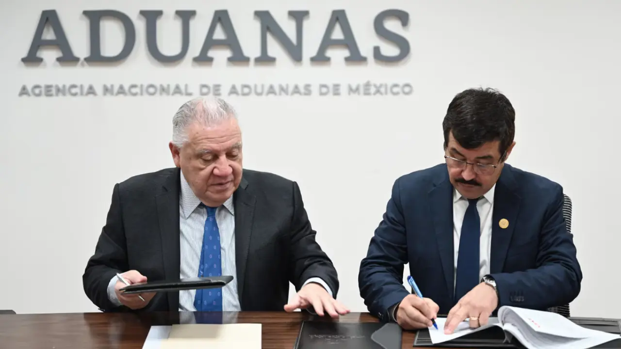 Gracias al apoyo de la Máxima Casa de Estudios de Tamaulipas, egresados tendrán empleo en ANAM | Foto: UAT