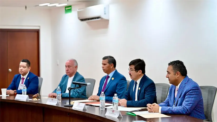 imagen recuadro La ANAM abrirá 500 plazas a profesionistas egresados de la UAT