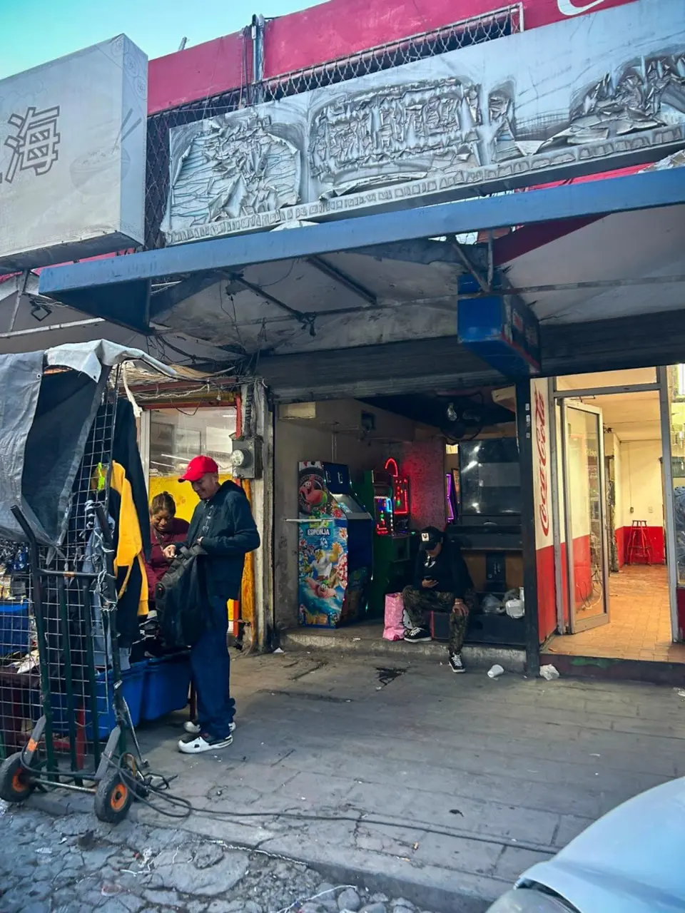 Negocio suspendido en Monterrey. Foto: Policía de Monterrey