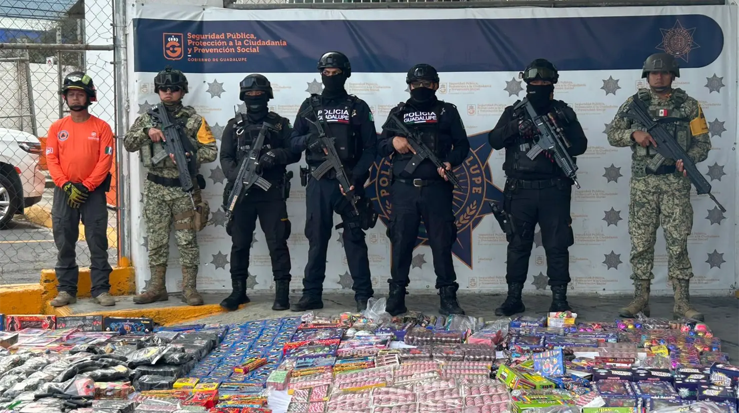 En respuesta a las explosiones en Pesquería, se han llevado a cabo operativos en Guadalupe, resultando en el decomiso de pirotecnia. Foto: Jorge López