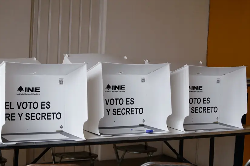 El INE distribuyó más de 10 mil 444 millones de pesos de financiamiento público. Foto: Carlos Rocha. 