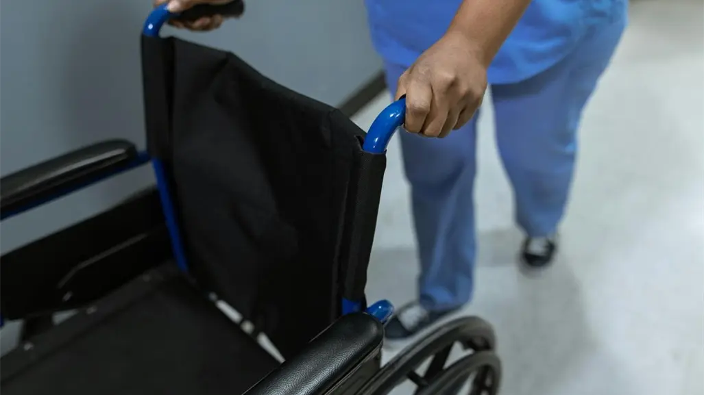 Mapeo ciudadano revela 100 barreras para personas con discapacidad en Mérida