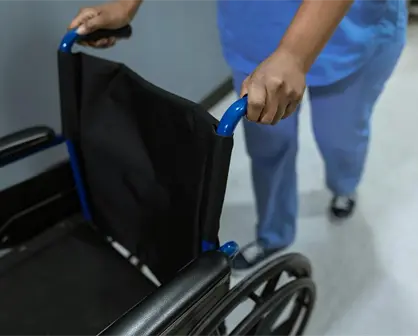 Mapeo ciudadano revela 100 barreras para personas con discapacidad en Mérida