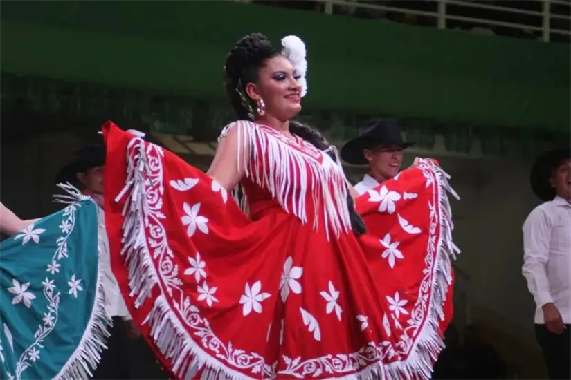 La Cuera Tamaulipeca, traje típico del estado de Tamaulipas | Foto: secretaría de Turismo