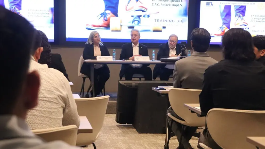 Empresas regias se preparan para el cierre fiscal 2025