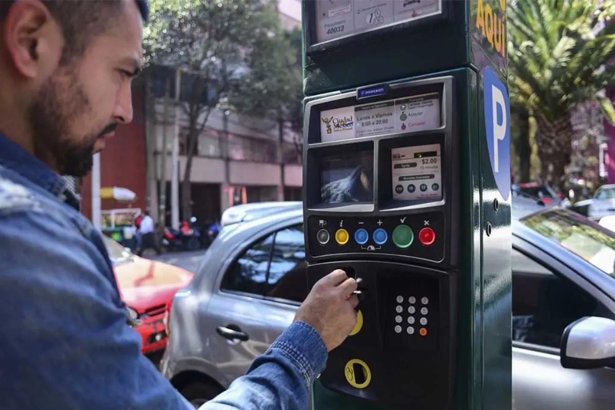 Automovilistas y comerciantes ya perciben el cambio que busca facilitar la movilidad y mejorar la experiencia diaria de quienes transitan por la zona. Foto: CANVA