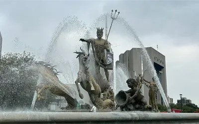 Fuente de Neptuno: El emblemático monumento que honra la lucha por el agua de Nuevo León