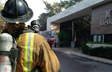 SSP atiende incendio en vivienda del fraccionamiento Alessia, en Mérida