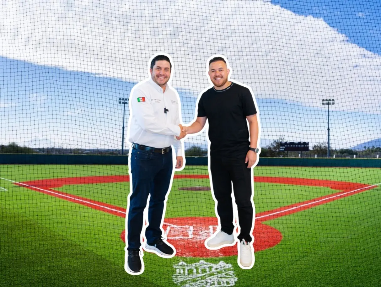 Israel Jiménez mejor conocido como El Piloto es fundamental para fomentar el deporte en Salinas Victoria, junto a Raúl Cantú. Foto: Canva | Jorge Iribe | POSTA Nuevo León.