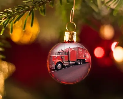 Mini Caravana Coca Cola anuncia su calendario en Durango