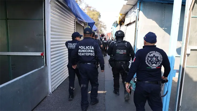 imagen recuadro Policías del municipio de Ecatepec en Edomex en inspección. Foto: Manuel López