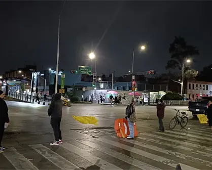 Vecinos de la colonia Guerrero protestan por más de tres días sin electricidad en CDMX