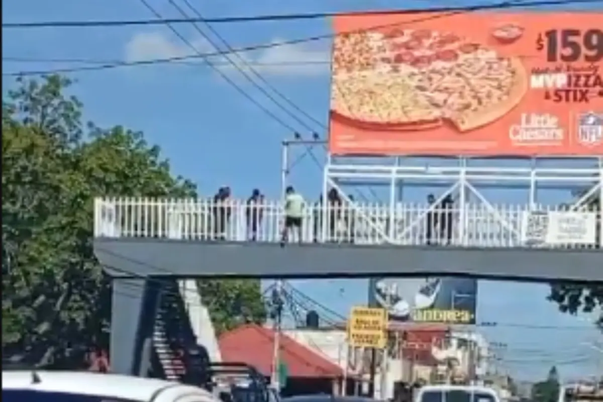 Un joven se aventó desde un puente en Villahermosa Foto: RRSS
