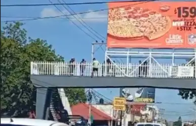 Joven se lanza de un puente en Villahermosa, Tabasco; logró sobrevivir a la caída | VIDEO