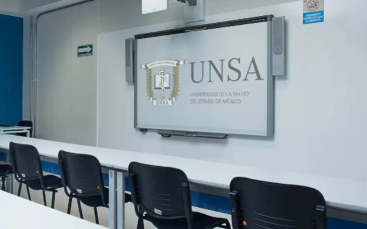 Las instalaciones de la Universidad de la Salud (UNSA), ubicadas en la carretera Toluca – Atlacomulco. Foto: Captura de maps (Canva)