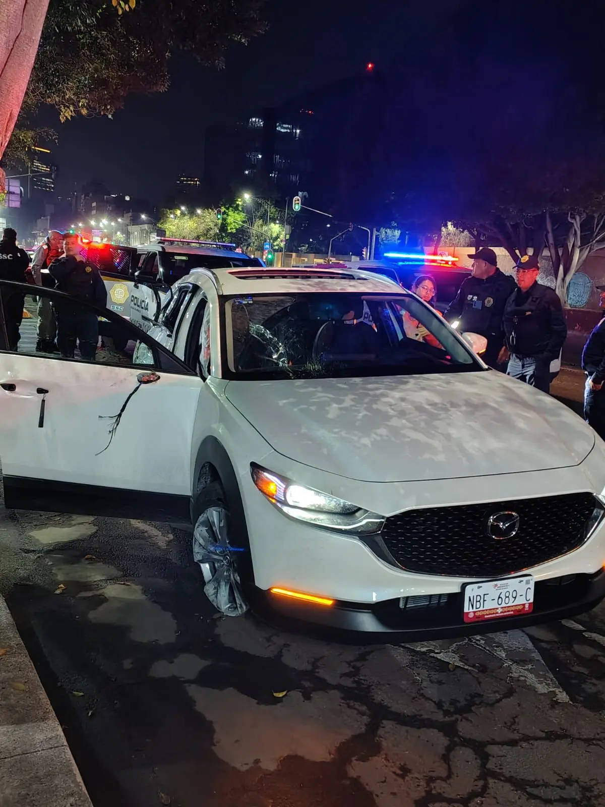 Unos jóvenes iban en presunto estado de ebriedad. Foto: Ramón Ramírez