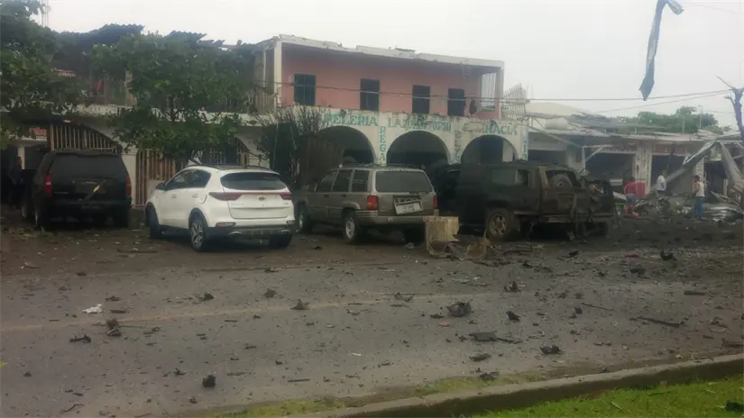 Ataque de coche bomba en Coyoacán Michoacán , |FOTO: X (@Tipitapas)