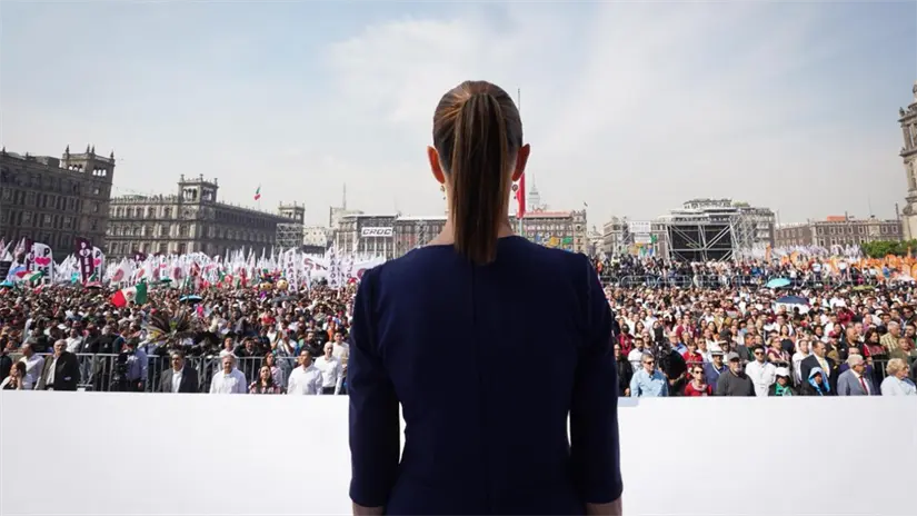 imagen recuadro “México es un país libre, independiente y soberano. ¡No somos colonia ni protectorado de nadie!”. FOTO: Laura Ávila
