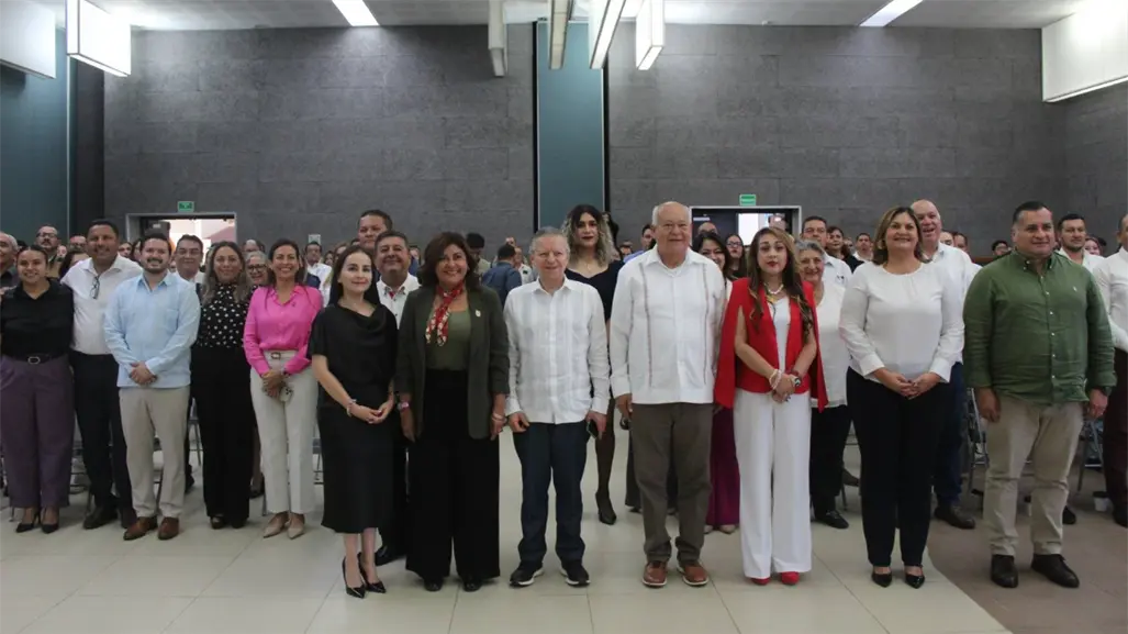 Arturo Saldívar en BCS: buscarán reducir el aparato legislativo en México