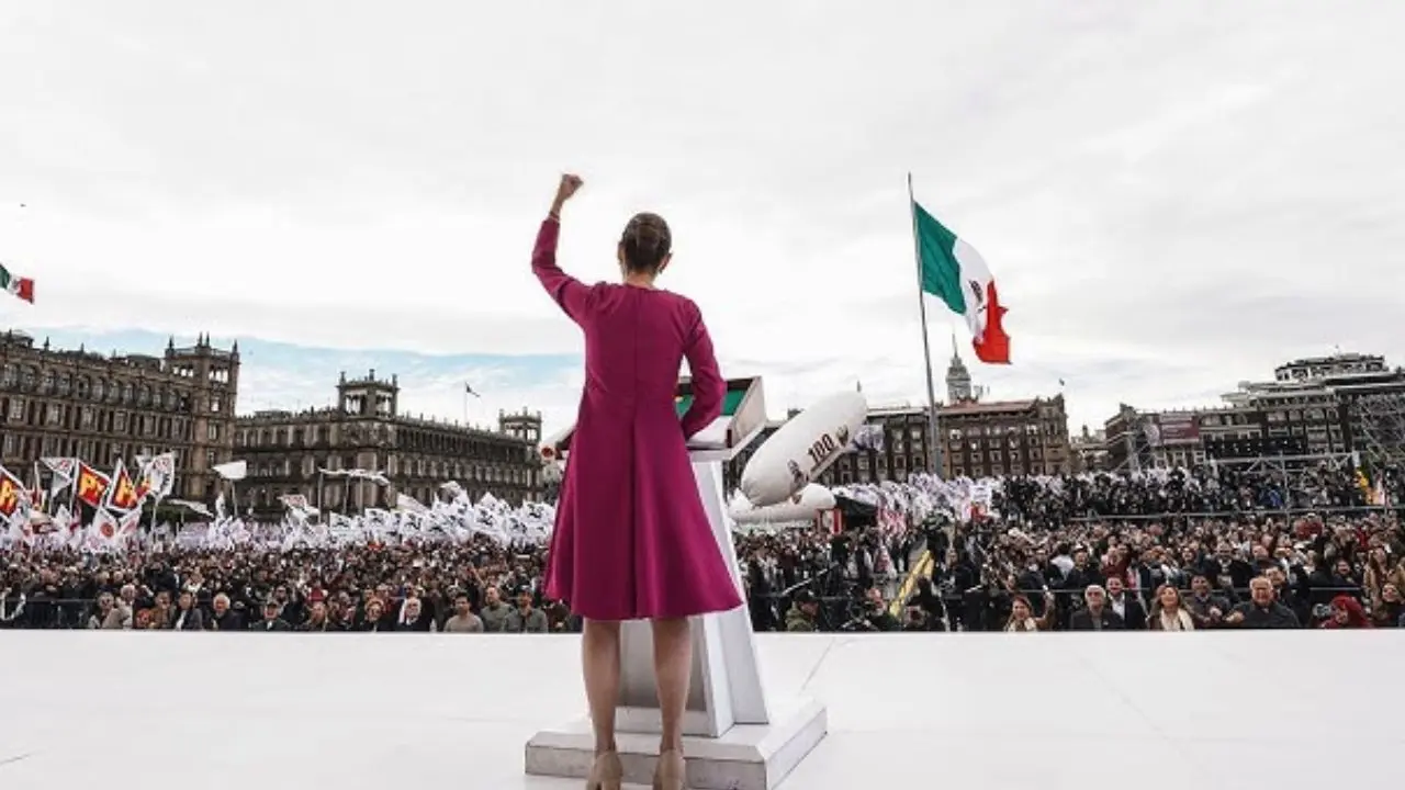 Claudia Sheinbaum en el Zócalo Capitalino.   Foto: Gobierno de México