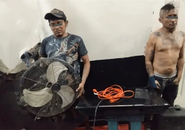 Robo en Um&aacute;n: polic&iacute;a municipal recupera pantalla y bocinas y captura a dos presuntos ladrones