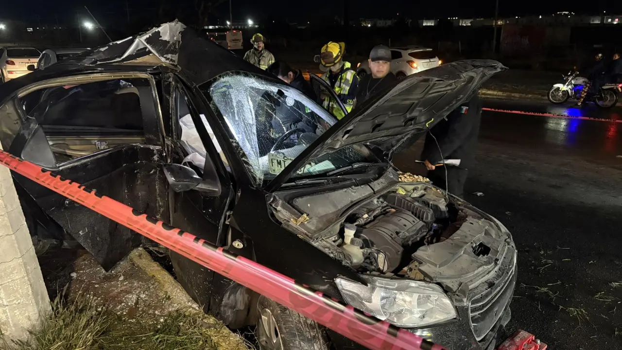 Elementos de la Policía Municipal y peritos de la Agencia de Investigación Criminal realizaron las primeras indagatorias y llevaron a cabo el peritaje de ley./Foto: Noticias El Molino