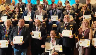 Reconocen a 37 profesionales con la Medalla Corazón Puro a la Salud 2025 en Monterrey